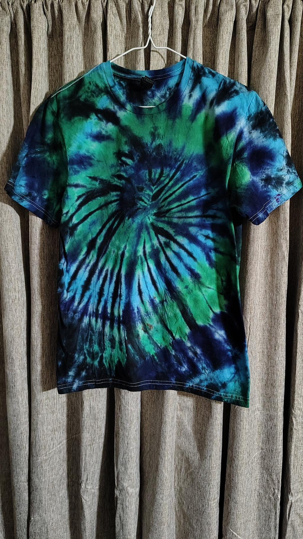 Teal & Navy Tie Dye Shirt – Adult Small – Handmade Spiral Tee – Gildan Softstyle