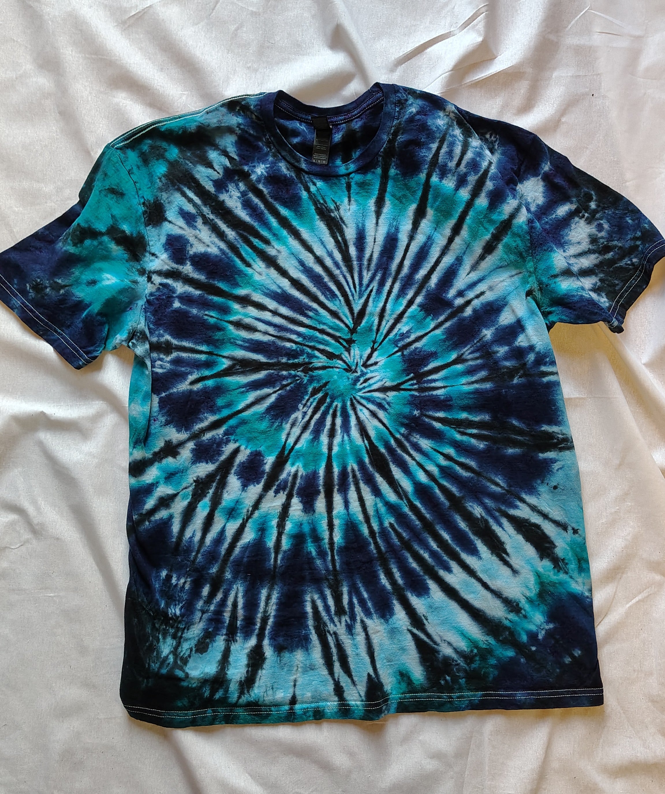 Teal & Navy Tie Dye Shirt – Adult XL – Handmade Dark Spiral Tee