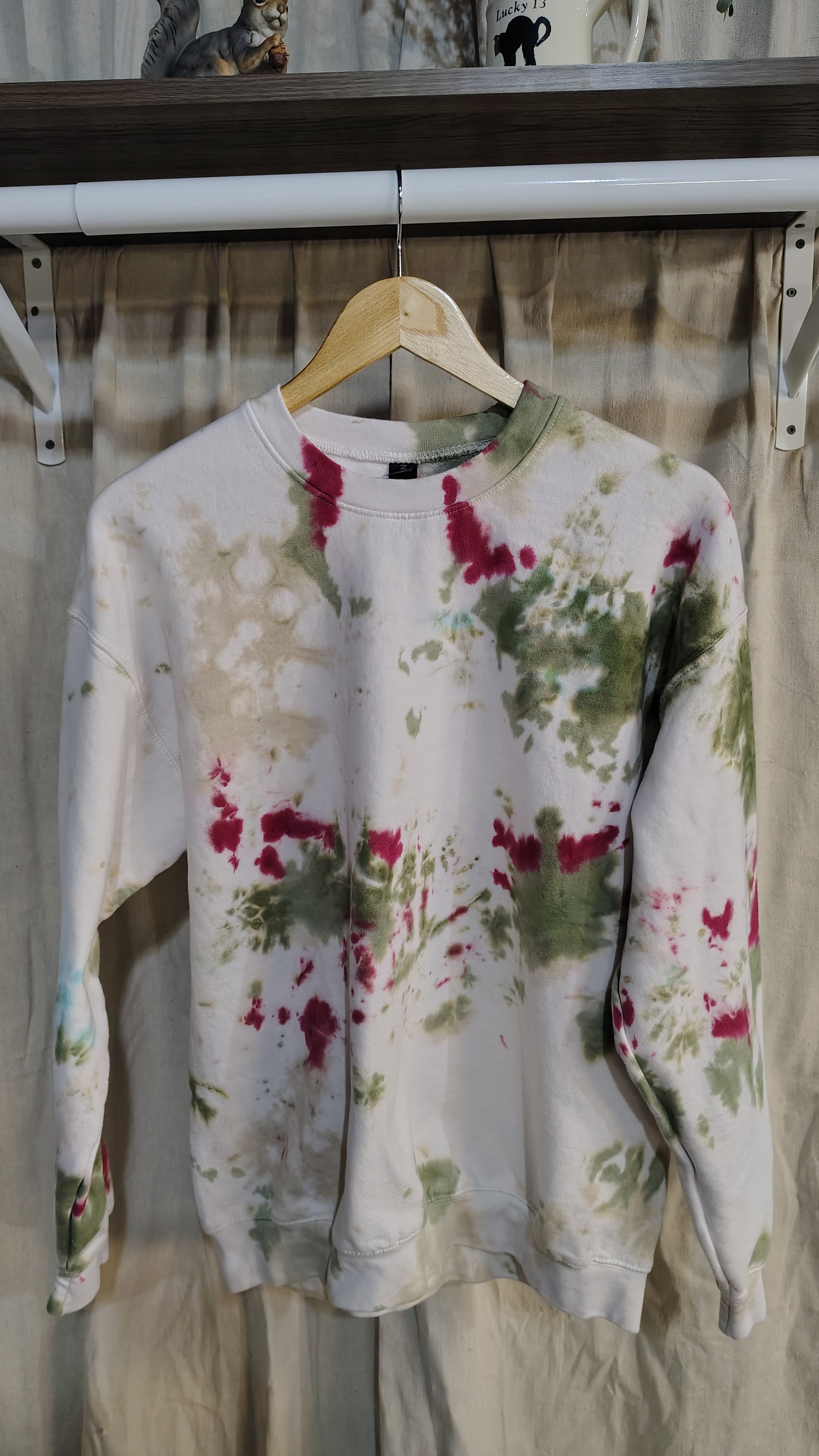 Soft Meadow Tie Dye Sweatshirt - Adult L - Cottagecore Crewneck