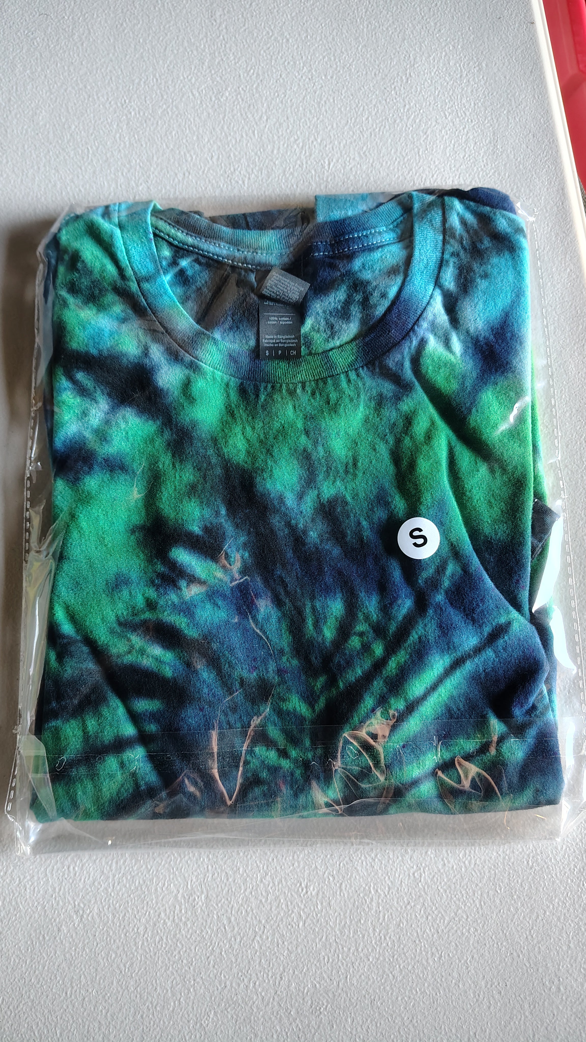 Teal & Navy Tie Dye Shirt – Adult Small – Handmade Spiral Tee – Gildan Softstyle