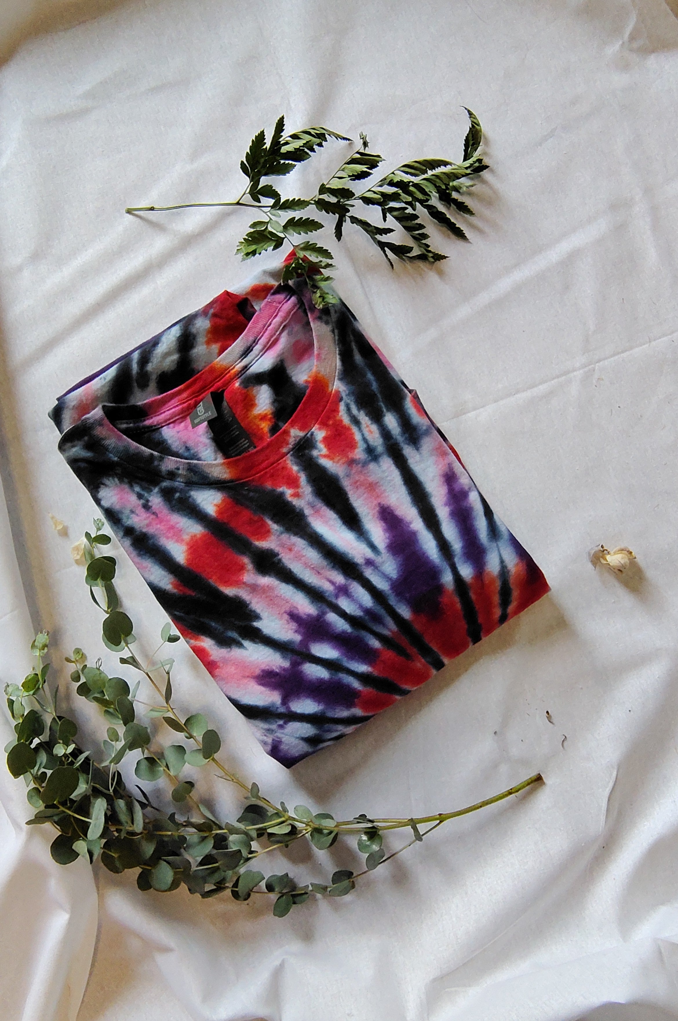 Red Pink Black Tie Dye Shirt – Adult 2XL – Bold Spiral Swirl Tee – Handmade