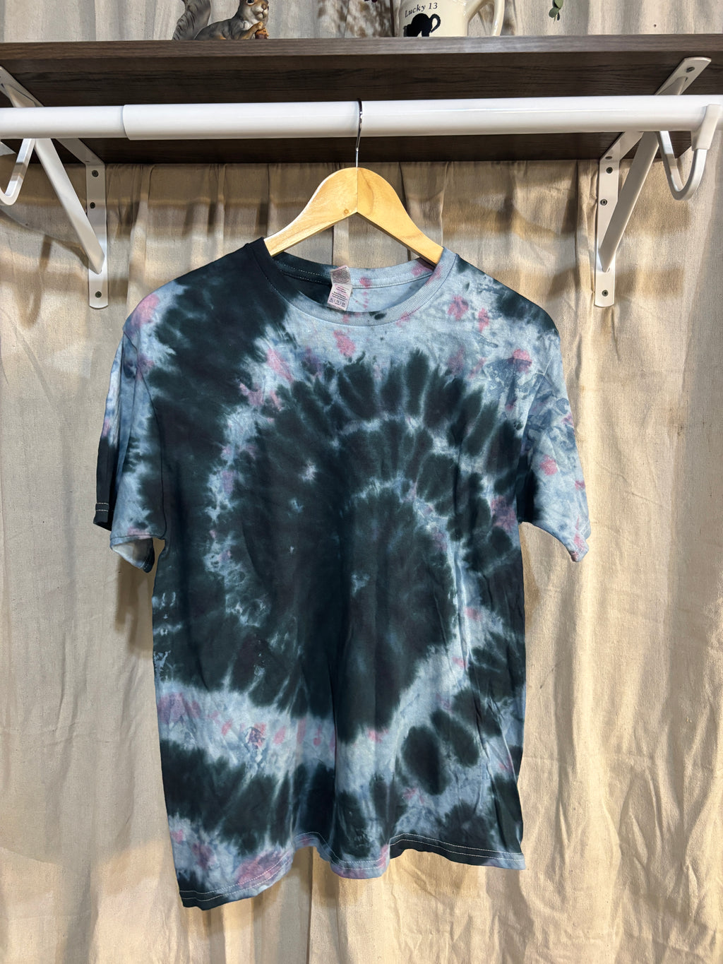 Black Hole Tie-Dye Kids Shirt – Youth XL
